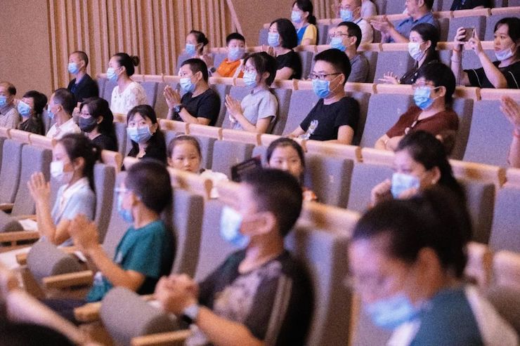 活动报道 | “科技助力，跨越时空”，小鹿纯子携手刘明康共享中日音乐盛宴